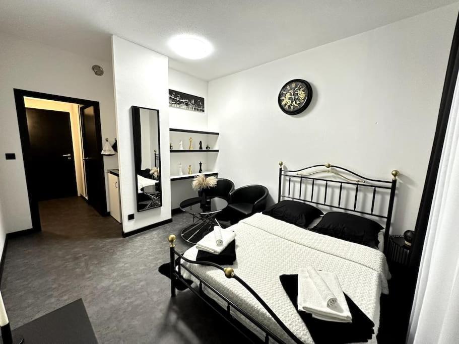 Studio Chess Mulhouse Bagian luar foto